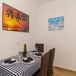 Apartman Dora