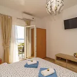 Apartament Dora *