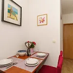 Dora Dramalj